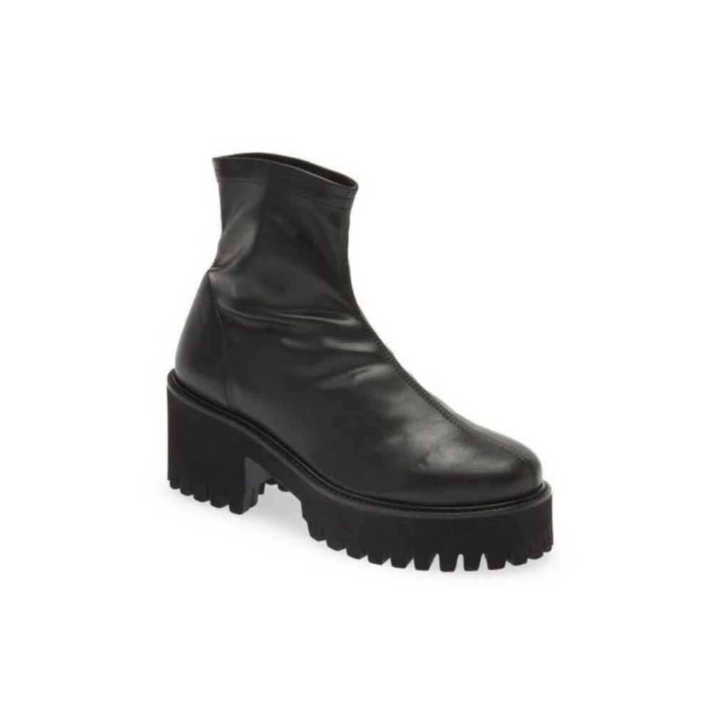 FRAME Le Croyden Black leather bootie, size 9/39.5. Excellent condition!